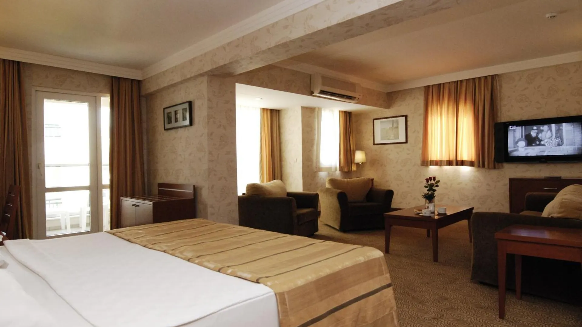 Julian Club Hotel Marmaris 4*,  Türkiye